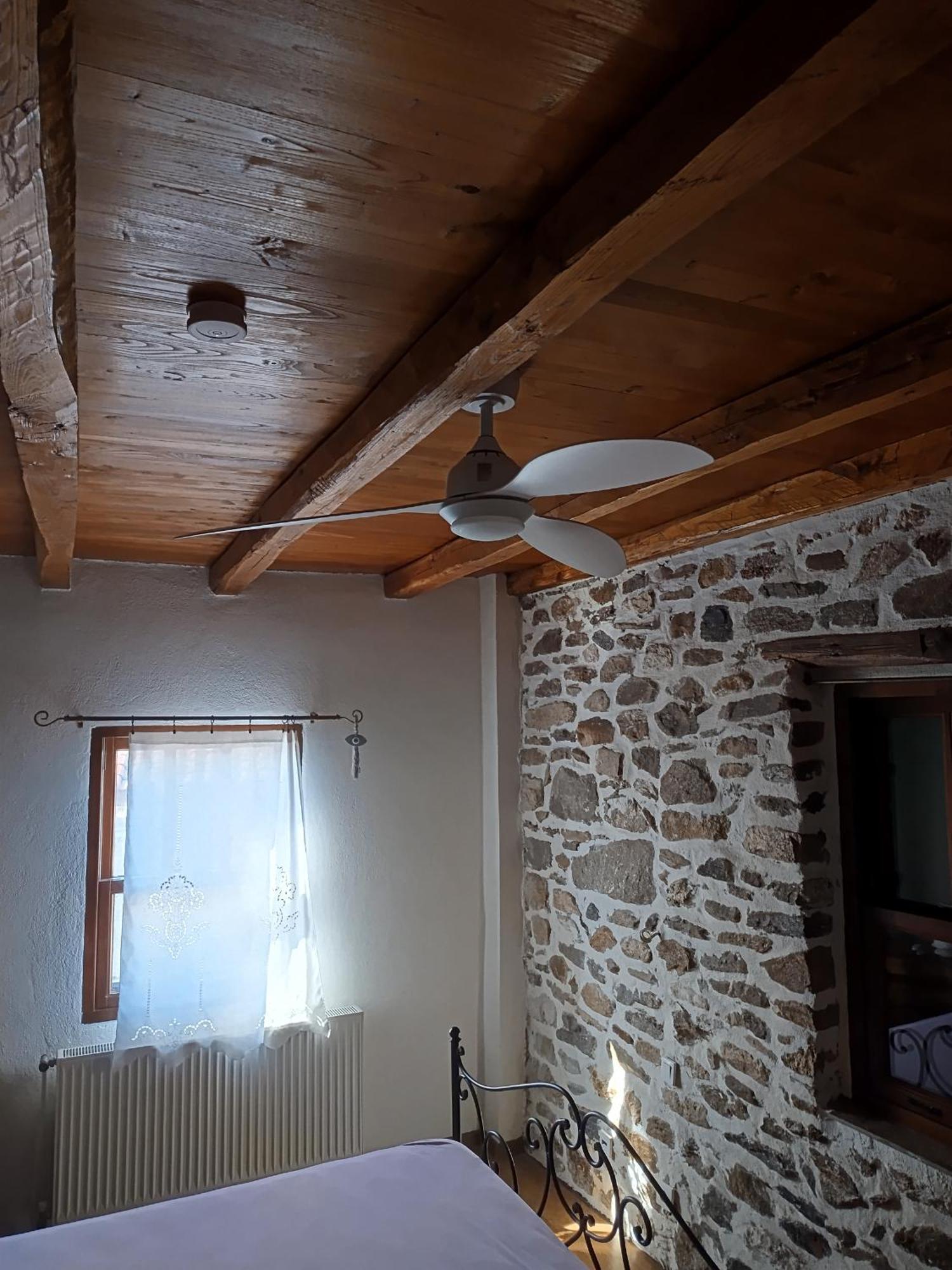 Premium Stone House * Vrasná